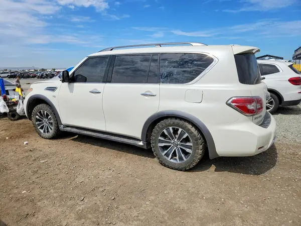 JN8AY2NDXJ9051320 2018 NISSAN ARMADA - Image 2