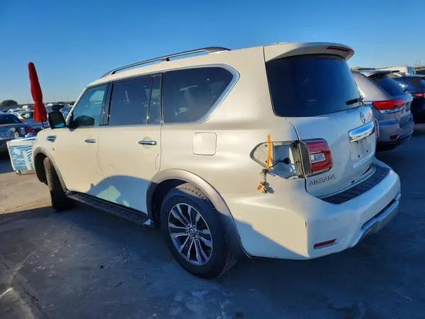 JN8AY2NDXJ9053584 2018 NISSAN ARMADA - Image 2