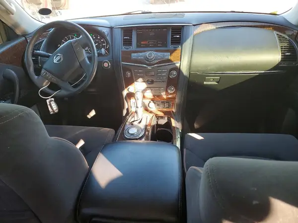 JN8AY2NDXJ9056565 2018 NISSAN ARMADA - Image 8