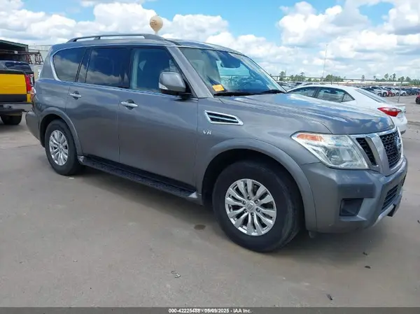 JN8AY2NDXJX000072 2018 NISSAN ARMADA - Image 1