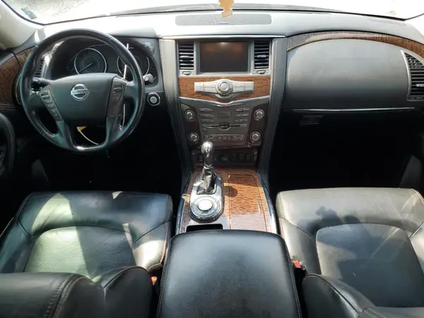 JN8AY2NDXJX003215 2018 NISSAN ARMADA - Image 8