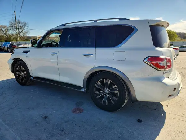 JN8AY2NE0H9701985 2017 NISSAN ARMADA - Image 2