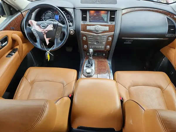 JN8AY2NE0H9703378 2017 NISSAN ARMADA - Image 8