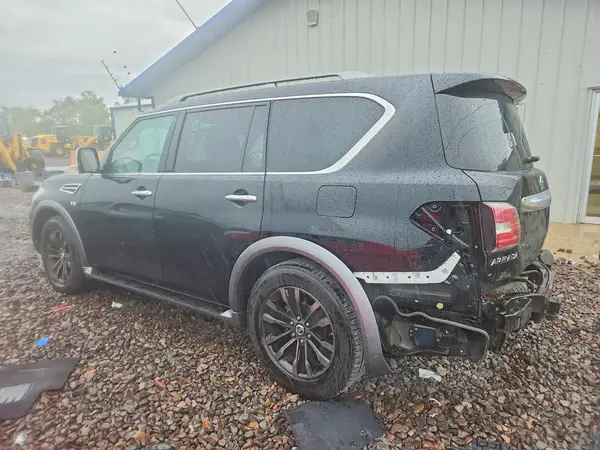 JN8AY2NE0H9704417 2017 NISSAN ARMADA - Image 2