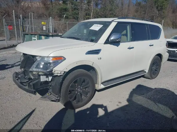 JN8AY2NE0K9757304 2019 NISSAN ARMADA - Image 2