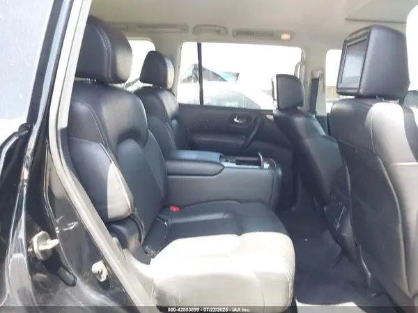 JN8AY2NE0K9758663 2019 NISSAN ARMADA - Image 8