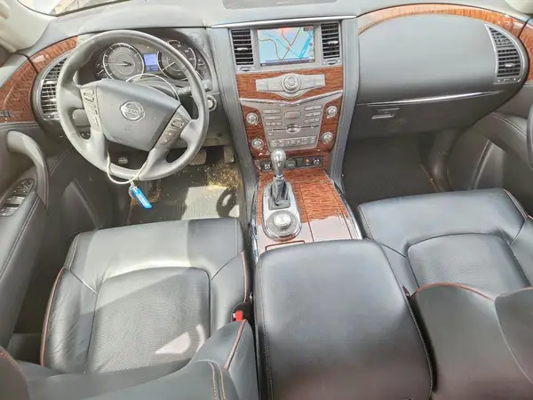 JN8AY2NE1H9701235 2017 NISSAN ARMADA - Image 7