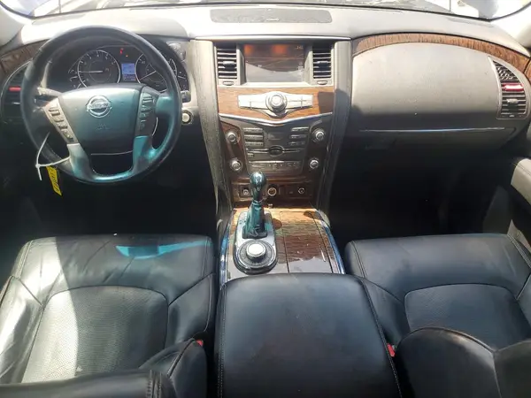 JN8AY2NE1H9704183 2017 NISSAN ARMADA - Image 8