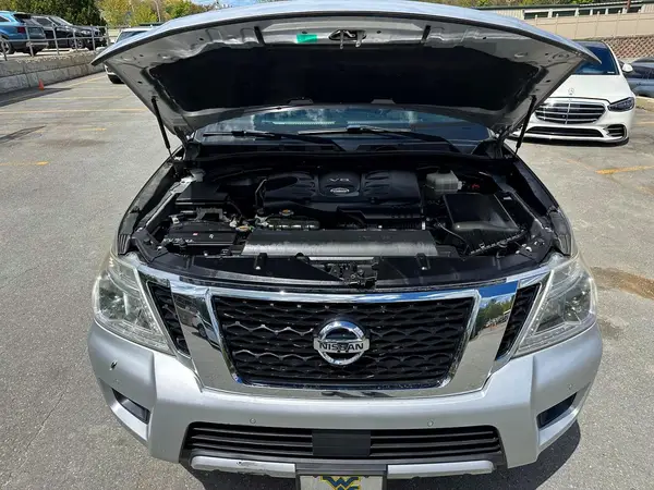 JN8AY2NE1H9705916 2017 NISSAN ARMADA - Image 8