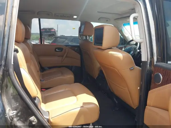JN8AY2NE1H9707987 2017 NISSAN ARMADA - Image 8