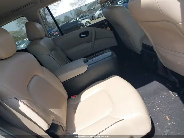 JN8AY2NE1H9708010 2017 NISSAN ARMADA - Image 8