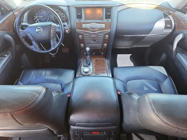 JN8AY2NE1J9730014 2018 NISSAN ARMADA - Image 8