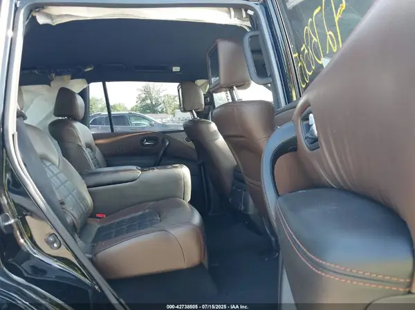 JN8AY2NE1J9733396 2018 NISSAN ARMADA - Image 8