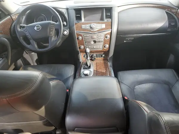 JN8AY2NE2H9700319 2017 NISSAN ARMADA - Image 8