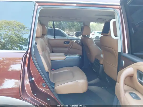 JN8AY2NE2H9701132 2017 NISSAN ARMADA - Image 8