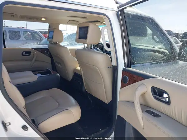 JN8AY2NE2H9707299 2017 NISSAN ARMADA - Image 8