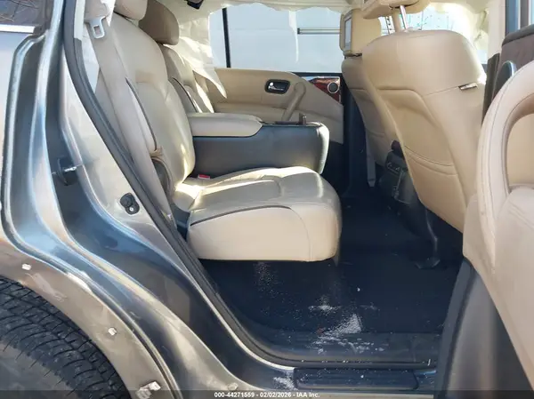 JN8AY2NE2J9732533 2018 NISSAN ARMADA - Image 8