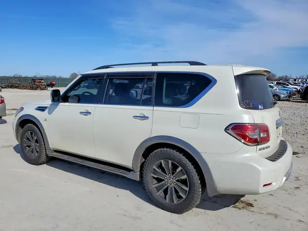 JN8AY2NE2J9733522 2018 NISSAN ARMADA - Image 2