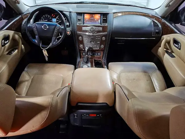 JN8AY2NE3H9700829 2017 NISSAN ARMADA - Image 8