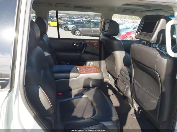 JN8AY2NE3H9706632 2017 NISSAN ARMADA - Image 8