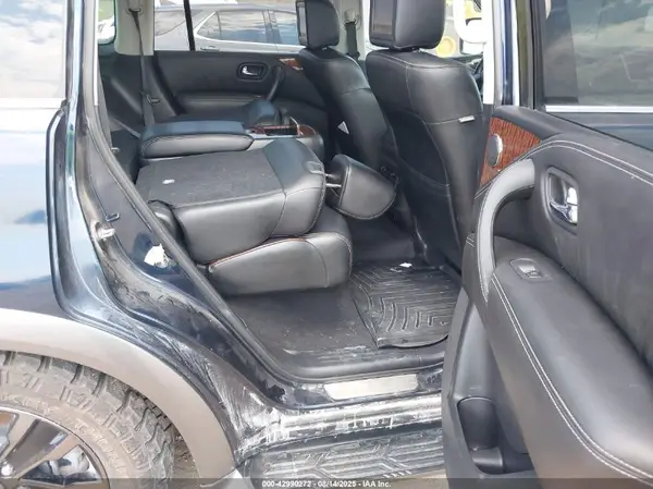 JN8AY2NE3J9730662 2018 NISSAN ARMADA - Image 8