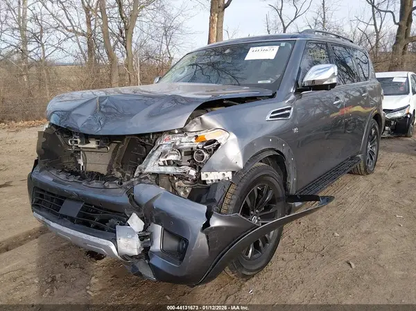 JN8AY2NE3J9732072 2018 NISSAN ARMADA - Image 2
