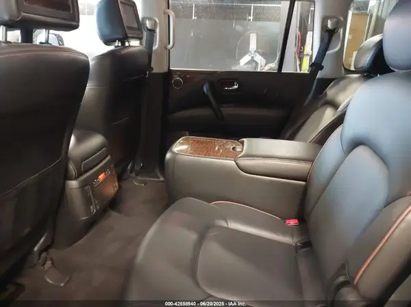 JN8AY2NE4K9758696 2019 NISSAN ARMADA - Image 8