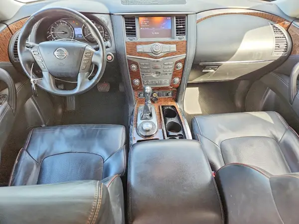 JN8AY2NE5H9705059 2017 NISSAN ARMADA - Image 8