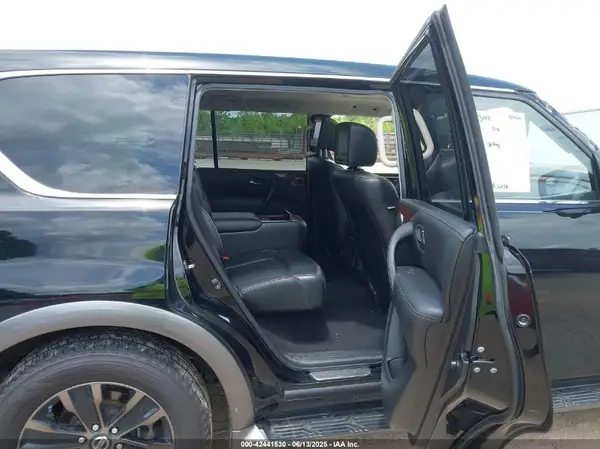JN8AY2NE5J9731473 2018 NISSAN ARMADA - Image 8
