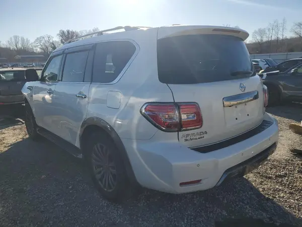 JN8AY2NE5J9733126 2018 NISSAN ARMADA - Image 2