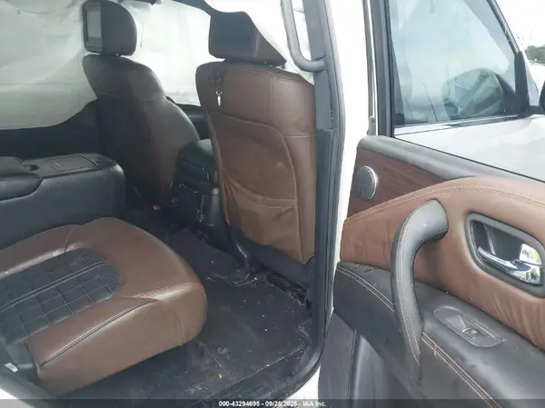 JN8AY2NE5K9759257 2019 NISSAN ARMADA - Image 8