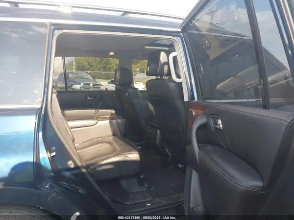 JN8AY2NE6H9702753 2017 NISSAN ARMADA - Image 8