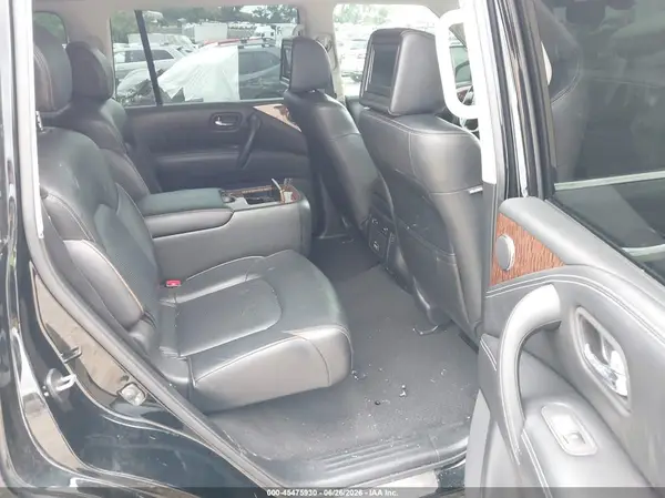 JN8AY2NE6H9704115 2017 NISSAN ARMADA - Image 8