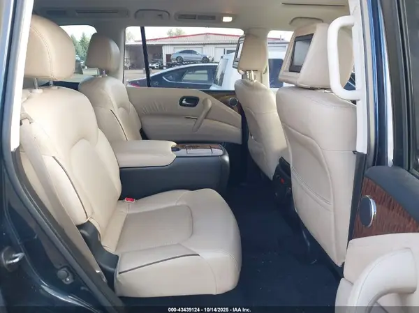 JN8AY2NE6H9707242 2017 NISSAN ARMADA - Image 8