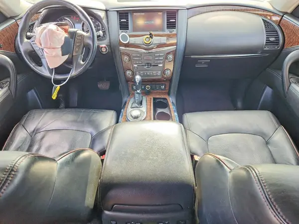 JN8AY2NE7H9700686 2017 NISSAN ARMADA - Image 8