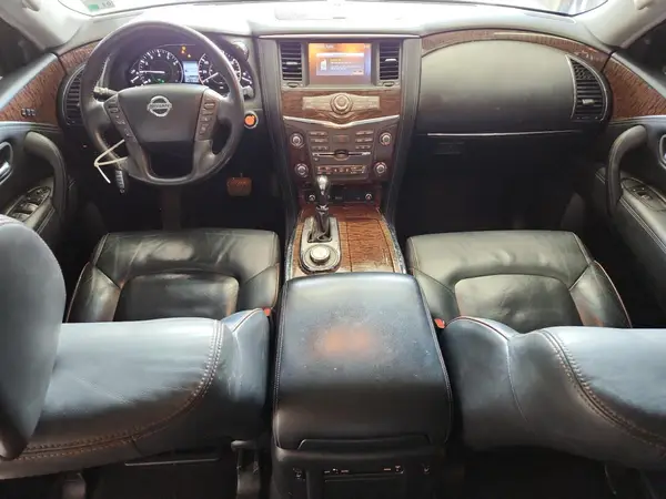 JN8AY2NE7H9703166 2017 NISSAN ARMADA - Image 8