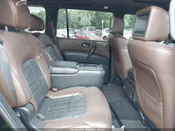 JN8AY2NE7K9757803 2019 NISSAN ARMADA - Image 8