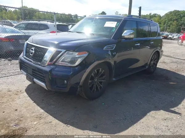 JN8AY2NE8H9702141 2017 NISSAN ARMADA - Image 2