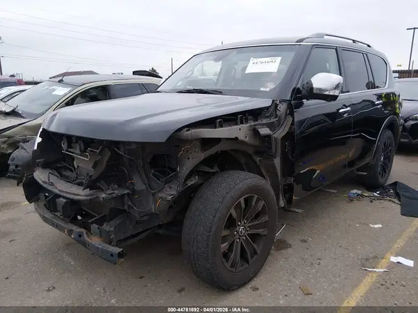 JN8AY2NE8H9702236 2017 NISSAN ARMADA - Image 2