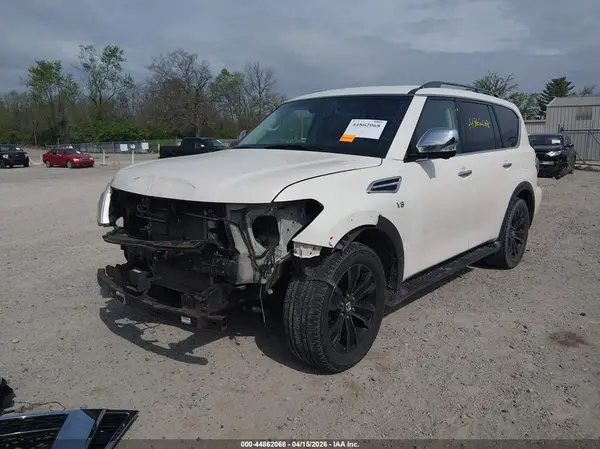 JN8AY2NE8H9702415 2017 NISSAN ARMADA - Image 2