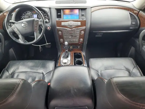 JN8AY2NE8H9704181 2017 NISSAN ARMADA - Image 8