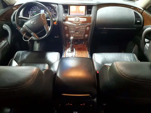 JN8AY2NE8H9704715 2017 NISSAN ARMADA - Image 8
