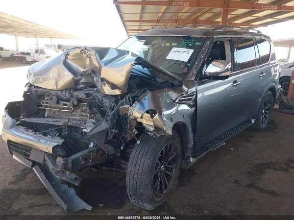 JN8AY2NE8H9705475 2017 NISSAN ARMADA - Image 2