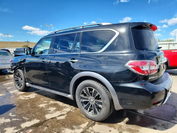JN8AY2NE8H9705864 2017 NISSAN ARMADA - Image 2