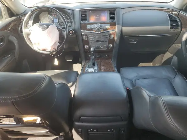JN8AY2NE8H9705900 2017 NISSAN ARMADA - Image 8