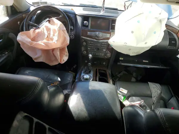 JN8AY2NE8J9731600 2018 NISSAN ARMADA - Image 8