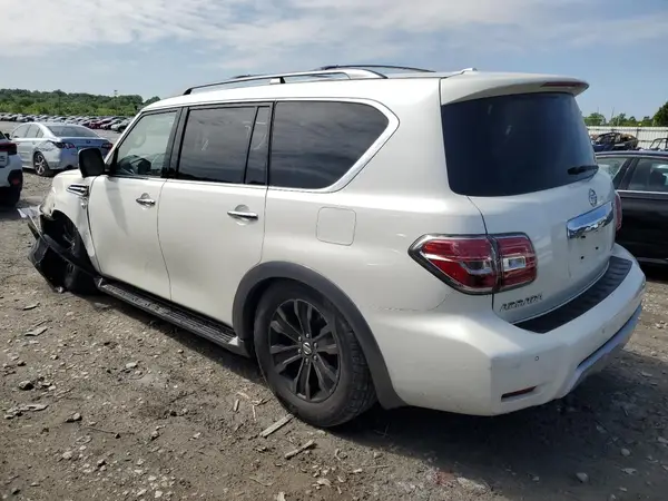 JN8AY2NE8J9732438 2018 NISSAN ARMADA - Image 2