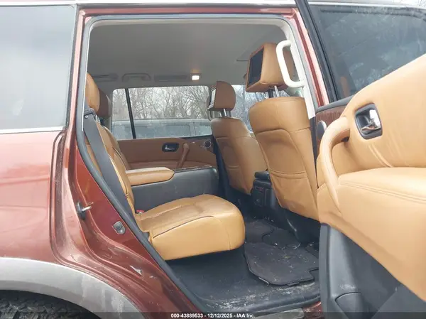JN8AY2NE9H9705355 2017 NISSAN ARMADA - Image 8
