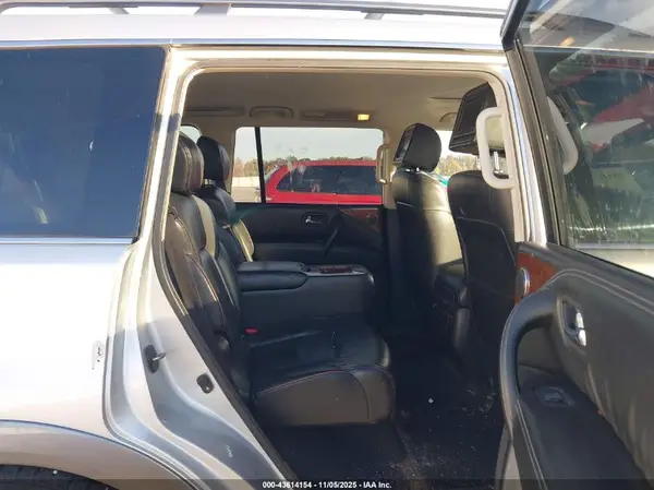 JN8AY2NE9H9707915 2017 NISSAN ARMADA - Image 8
