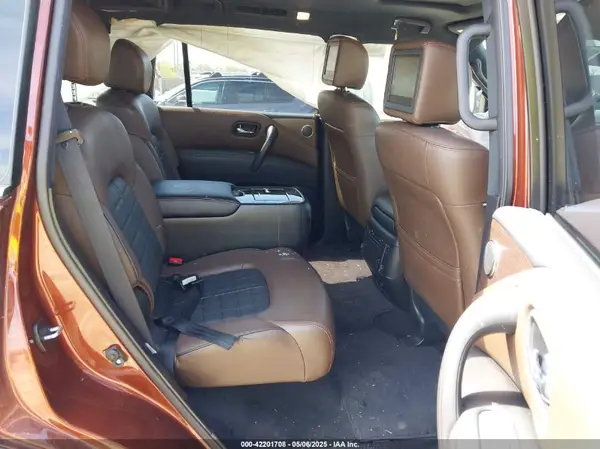 JN8AY2NE9J9733193 2018 NISSAN ARMADA - Image 8